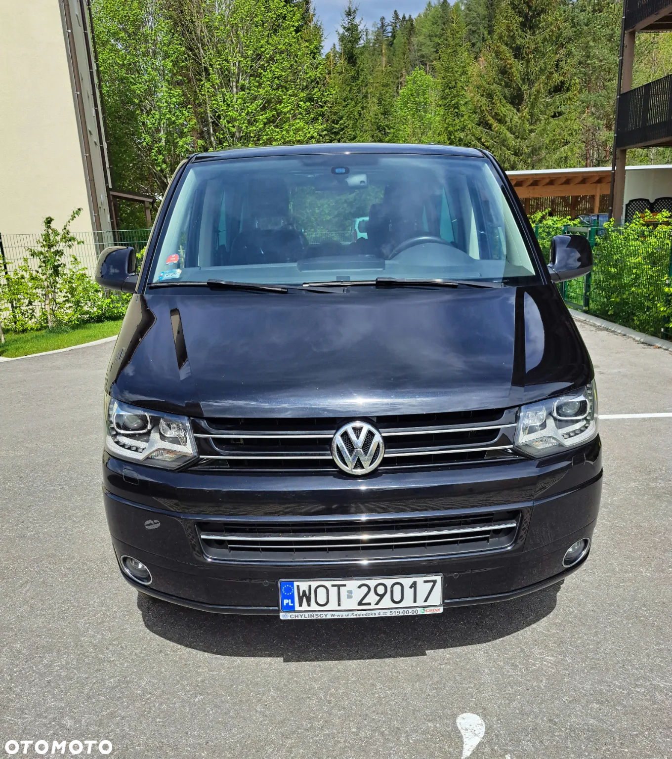 Volkswagen Multivan - 11