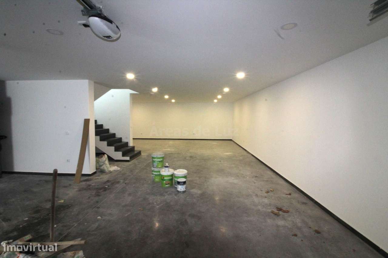 Moradia Unifamiliar - Nova - Barosa, Leiria-19