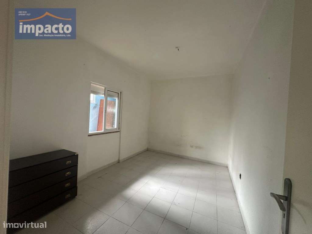 MORADIA 2 PISOS C/ENTRADAS INDEPENDENTES, Bom Sucesso, Alverca-20