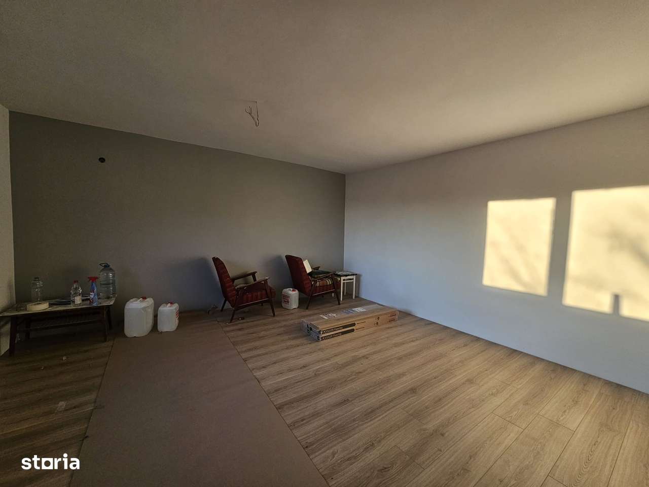 Casă renovată complet în zona Lunca,Baita + 1 ha pădure - Imagine principală: 2/9