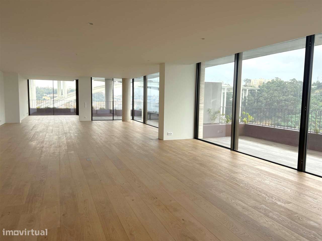 T3 na primeira linha do rio Douro - Grande imagem: 5/34