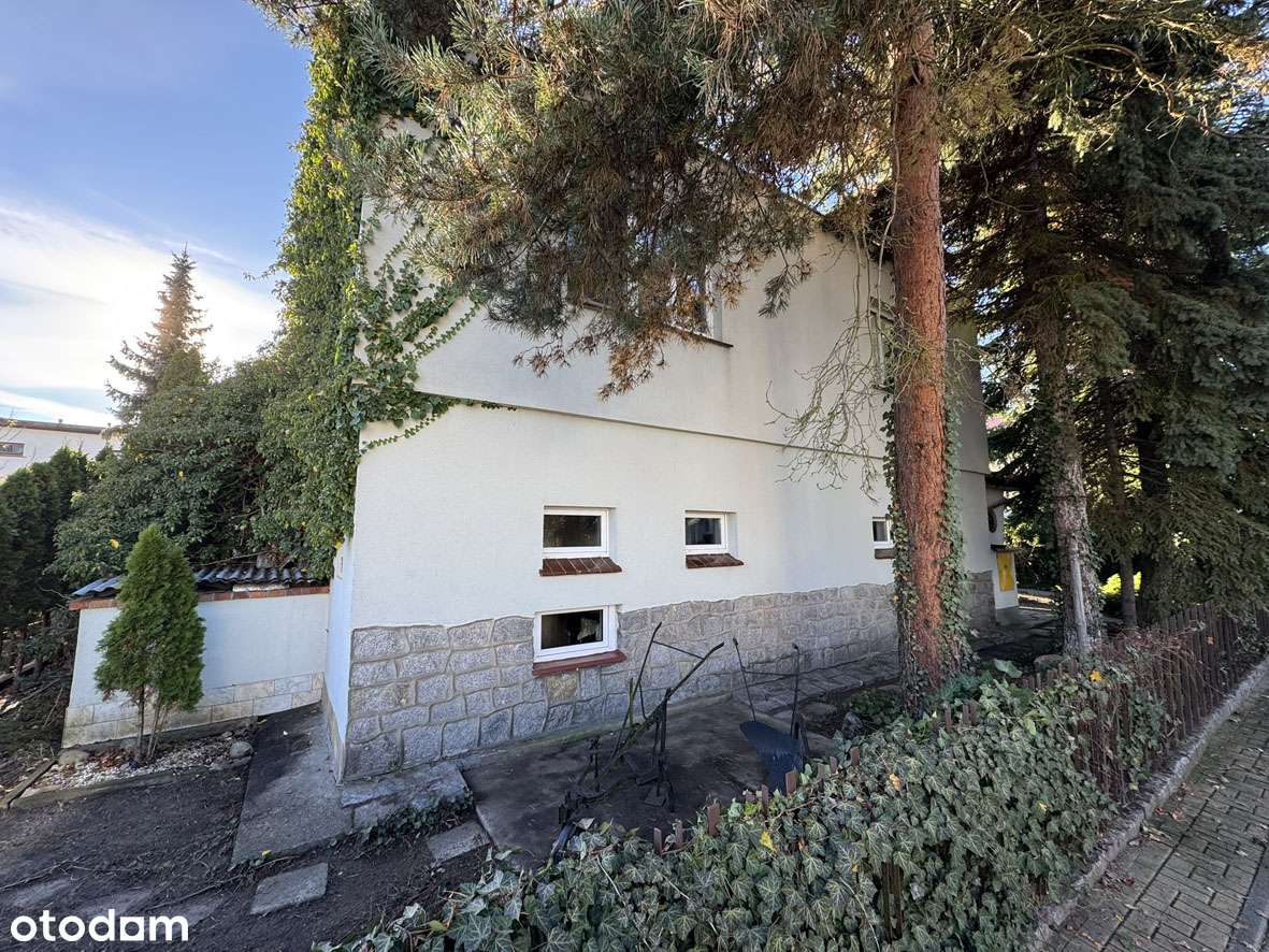 Cicha okolica, zieleń, kameralna zabudowa.-19