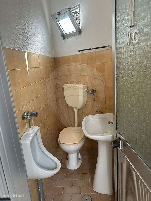 Moradia T4 para venda-5