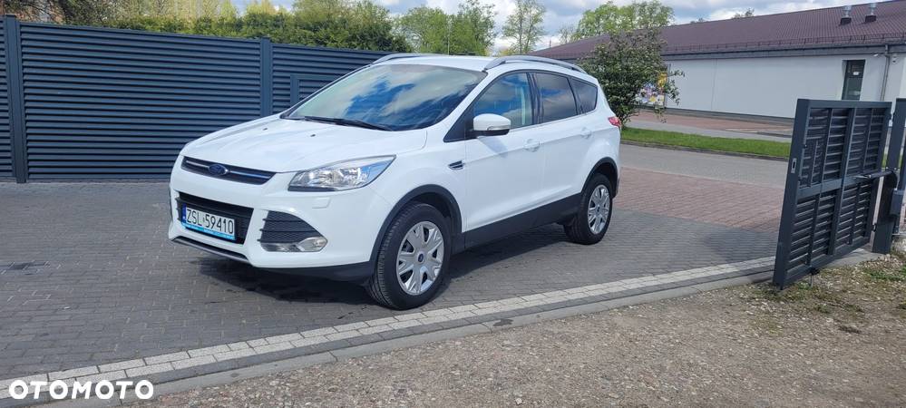 Ford Kuga 1.5 EcoBoost 2x4 Trend - 3