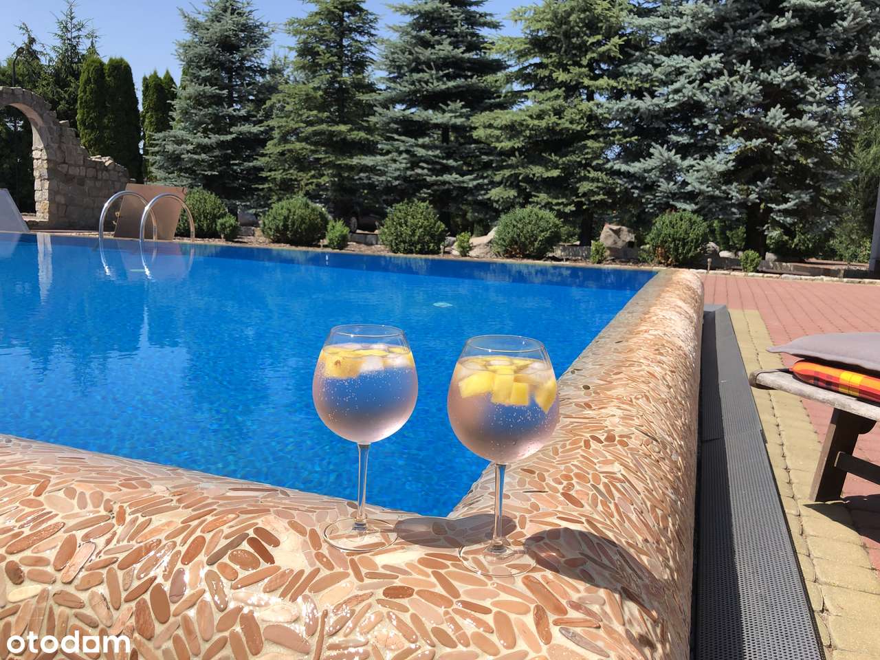 Nowoczesny dom z basenem - Pełny obrazek: 4/20