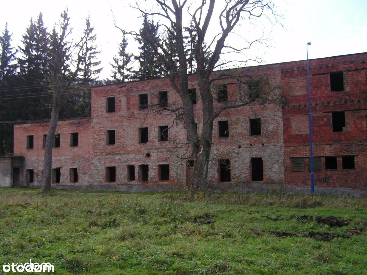 Budynek na mieszkania własnosciowe pensjonat 1050m