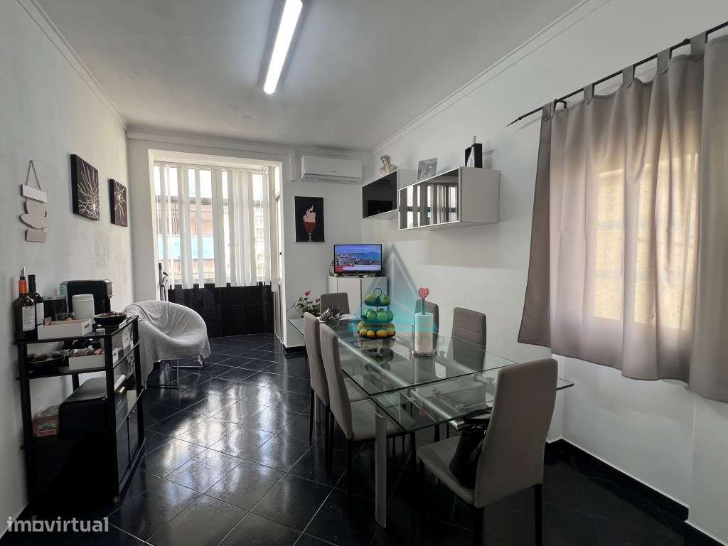 Apartamento T3 Paivas com melhoramentos 2º andar-5