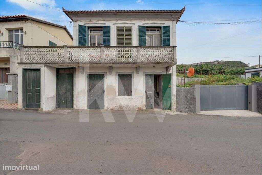 Moradia Típica Madeirense | Para Recuperar | Centro do Arco da Calheta - Grande imagem: 4/44