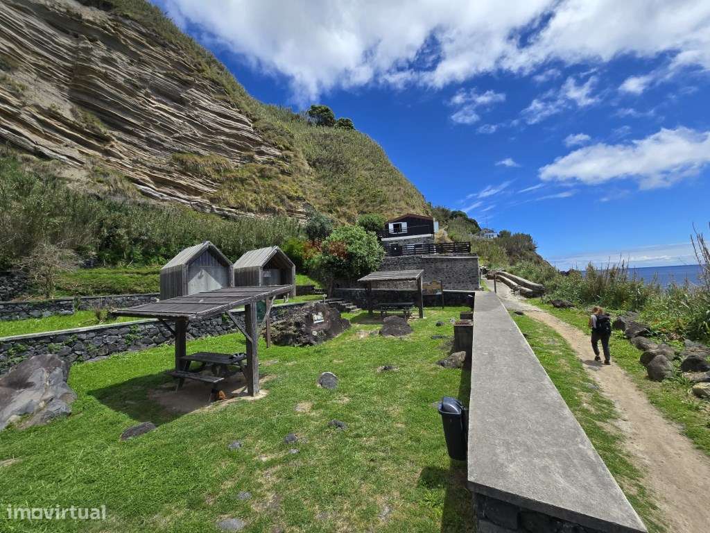 Moradia Isolada T2 -Rocha da Relva-55