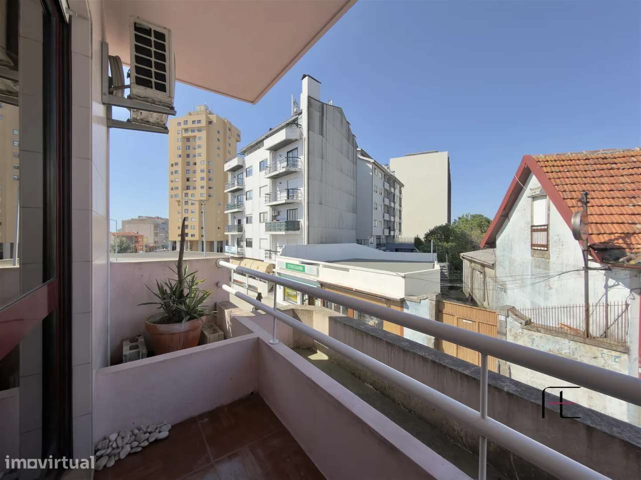 Andar Moradia T2, Porto, Vila Nova de Gaia-25
