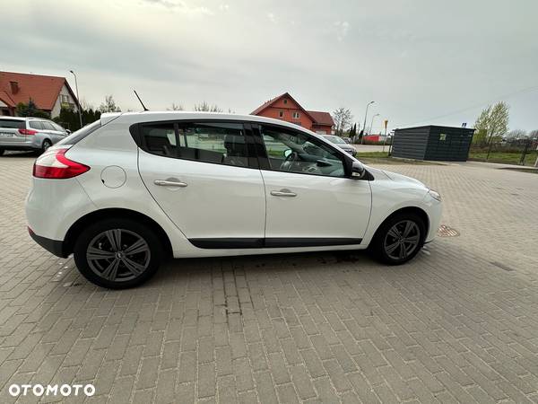 Renault Megane 1.5 dCi Color Edition - 5