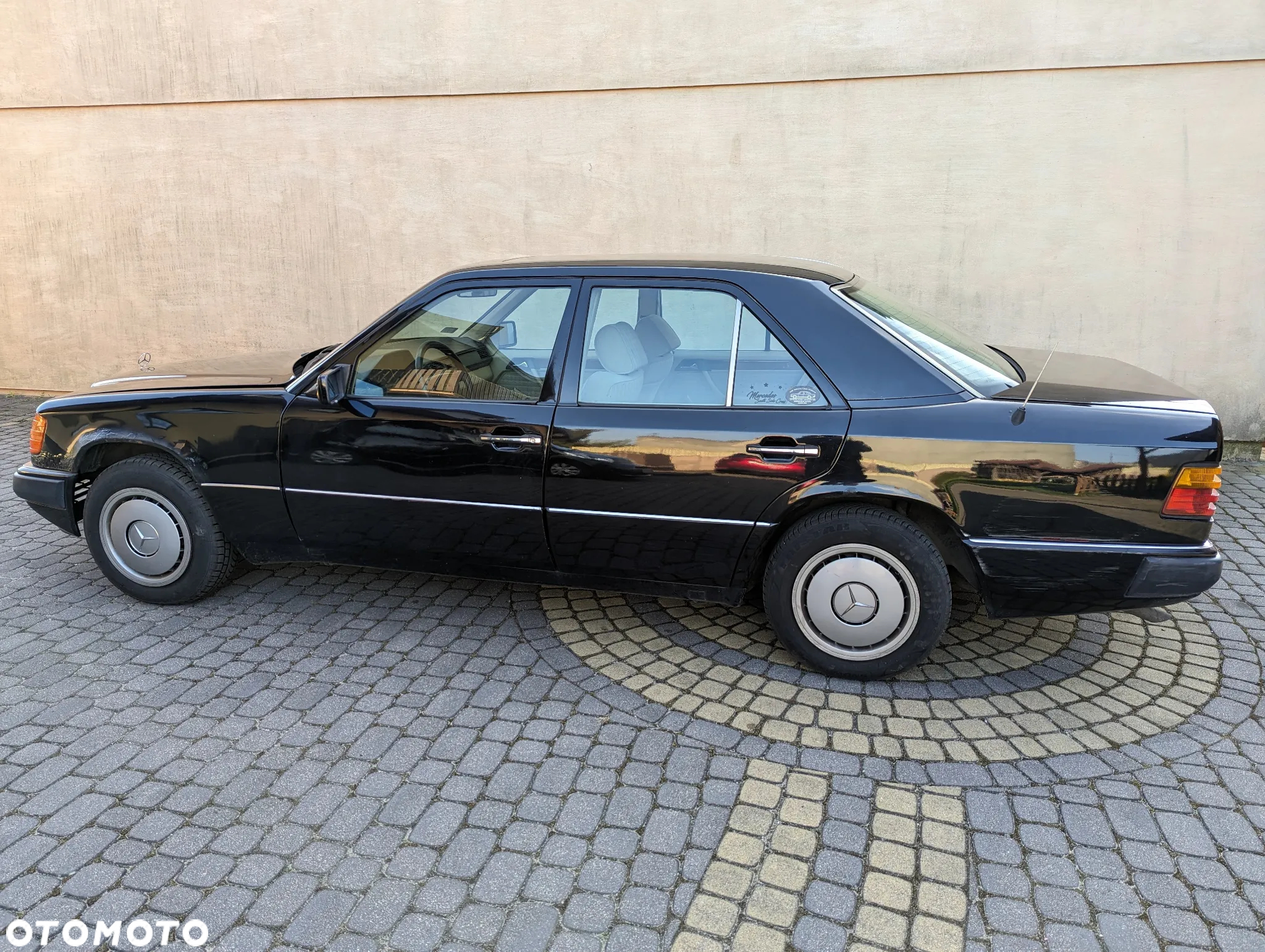 Mercedes-Benz W124 (1984-1993) - 16