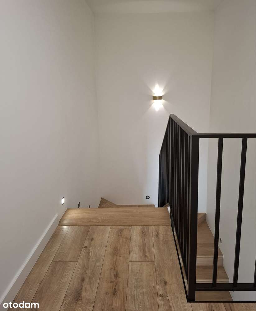 Dom jednorodzinny w zabudowie bliźniaczej ul. Kwiatowa, Nowy Krępiec-9