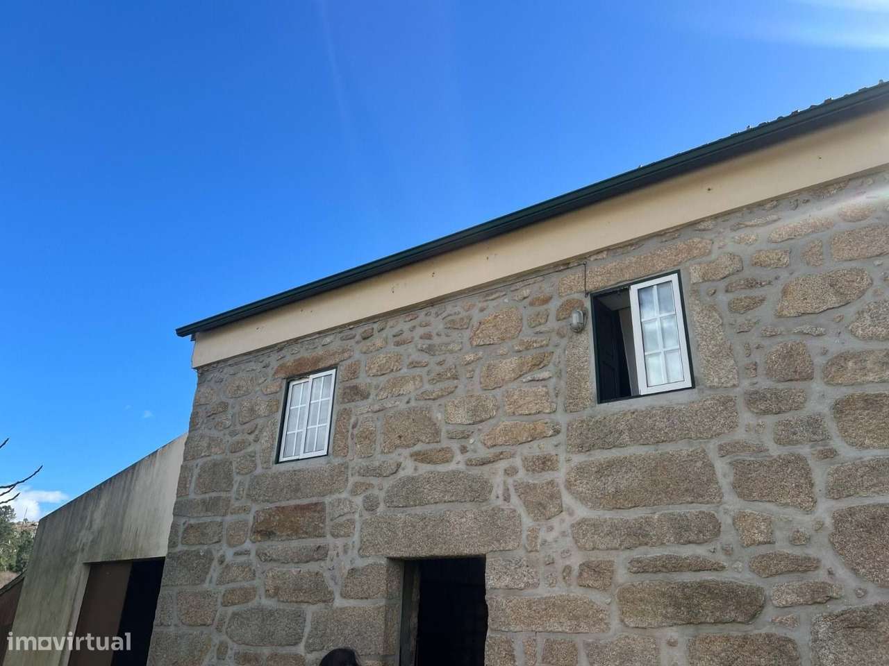 Moradia (Casa e Quinta) T3 Celorico da Beira perto do Rio Mondego - Grande imagem: 4/24