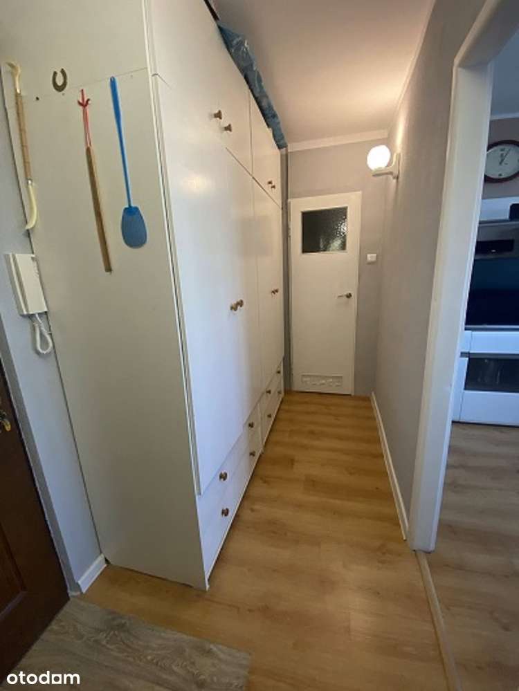 2 pokoje, 33m2, III piętro, umeblowane, Os. Widok-11