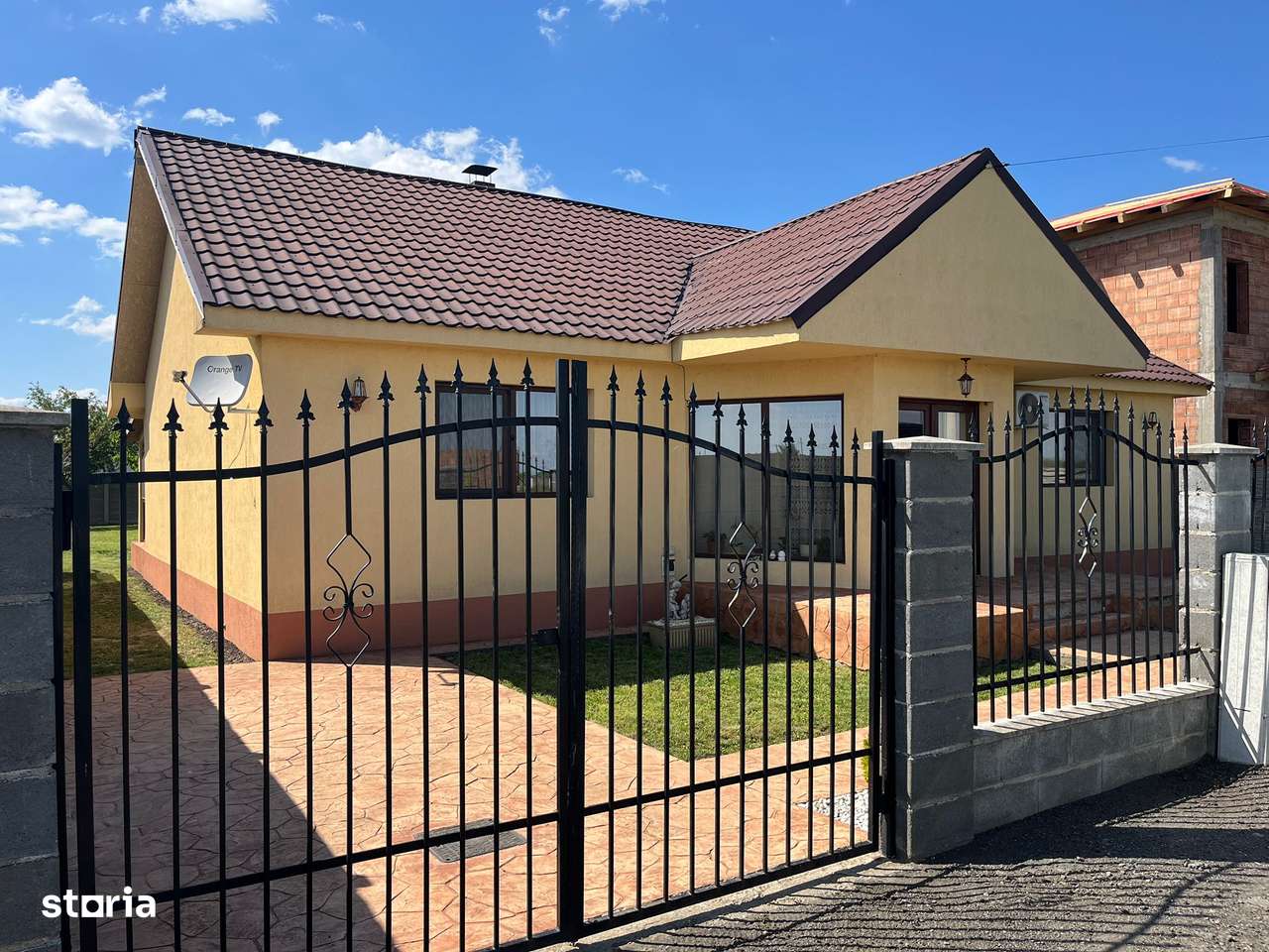 Casa individuala 120 MP Teren 660 MP Mosnita Noua 185.000 euro - Imagine principală: 1/10