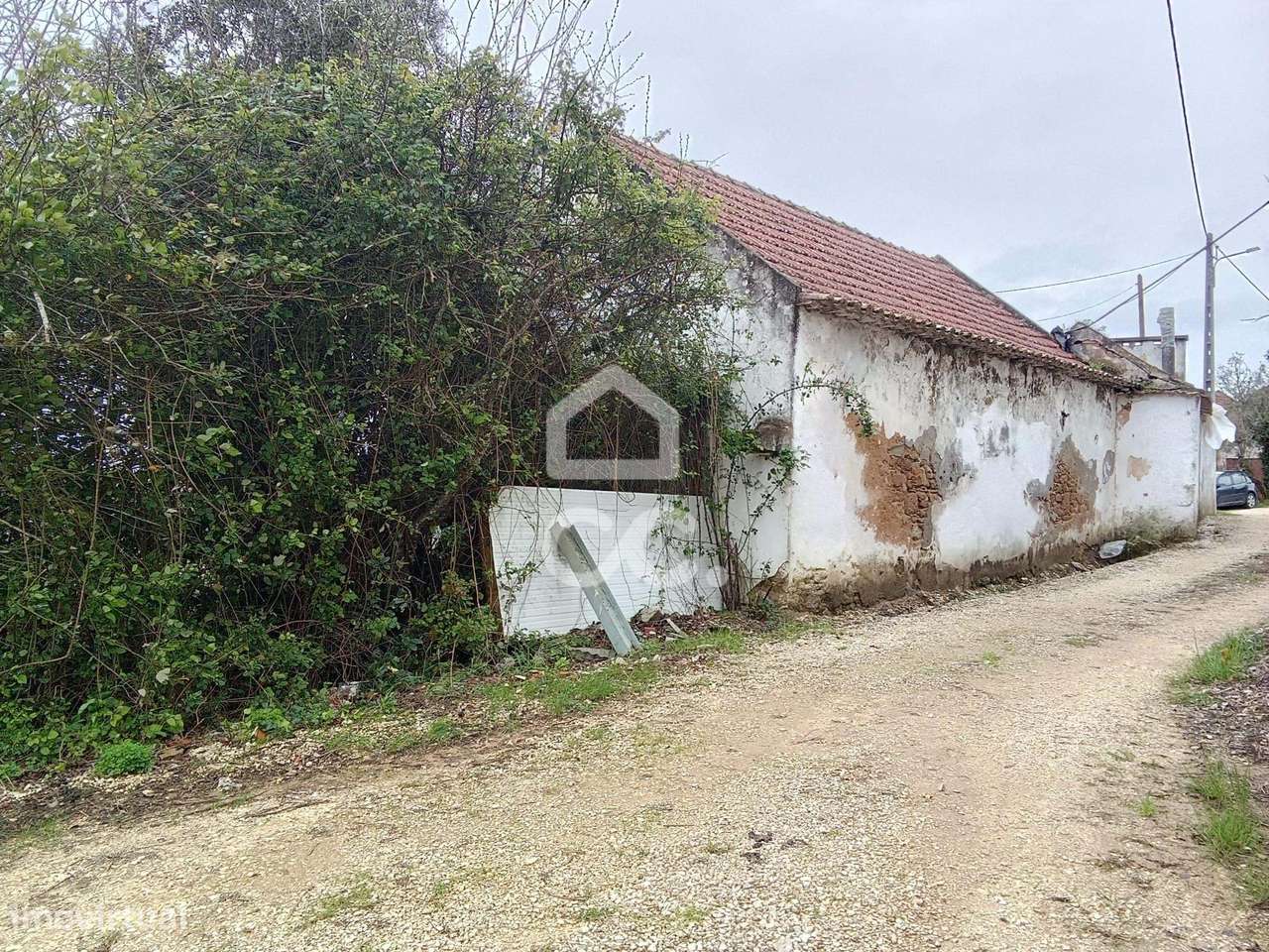 OPORTUNIDADE – Moradia T3 com Anexos e Terreno Amplo, no Bombarral. - Grande imagem: 5/16