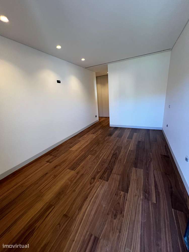 Moradia Luxo T6 Miramar Praia Gaia Piscina 5 Suites Golfe de Miramar-19
