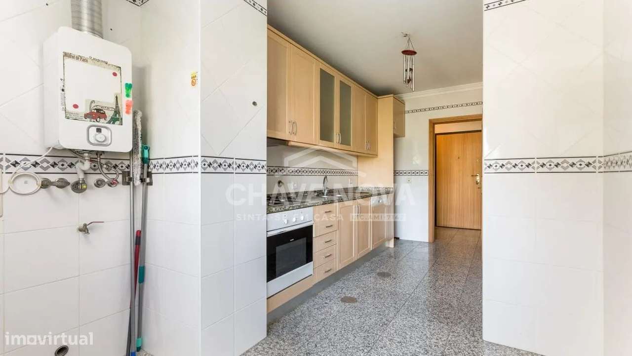 Apartamento T2 C/ lugar de garagem - Junto a Praia-Ref.SD/04559/MH - Grande imagem: 2/14