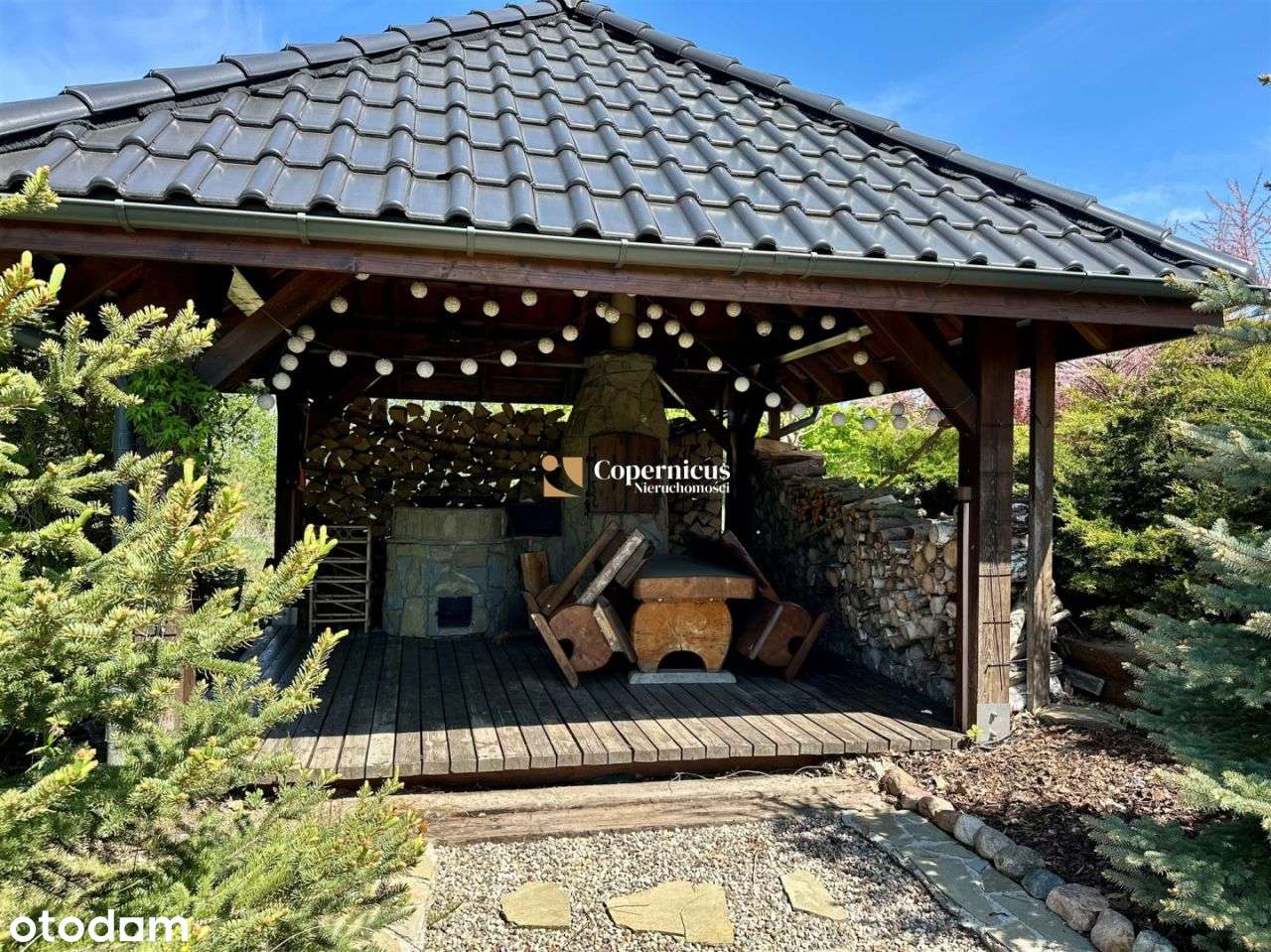 Super dom, duża działka z grillem i warzywniakiem.-11