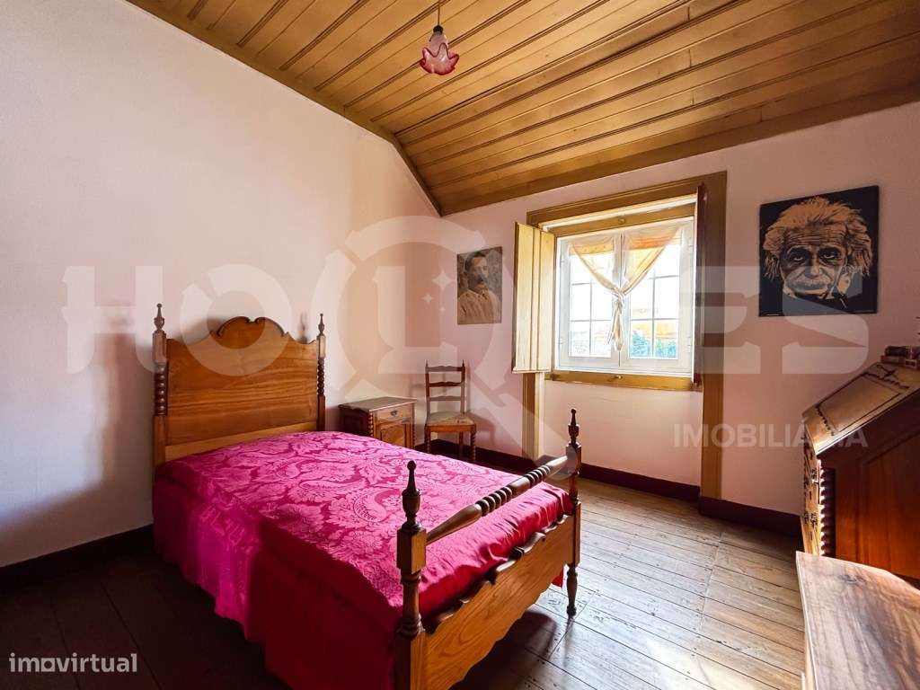 Moradia Secular de Charme | Casa + Jardim + Anexos | Potencial Hote...-43