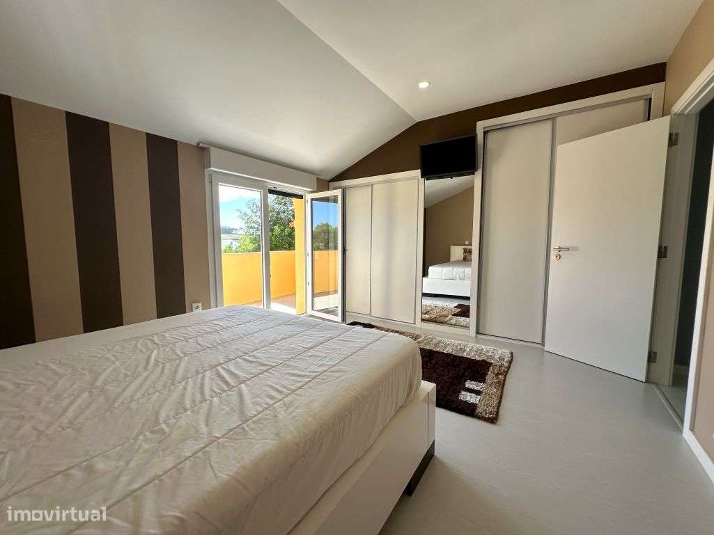 Moradia V5 com piscina - Reguengo Pequeno-24