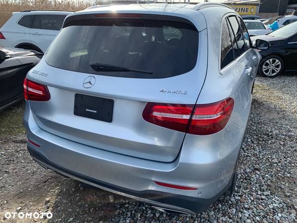 Mercedes-Benz GLC 300 4-Matic - 2