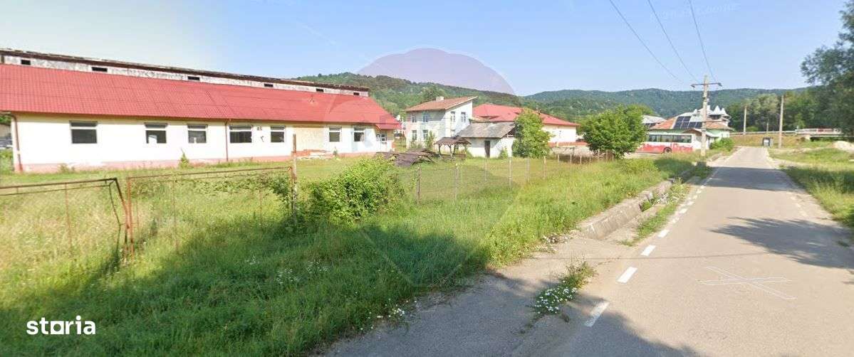 Spatiu comercial central Valea Lunga-Cricov de vanzare 2300 mp teren - Imagine principală: 1/12