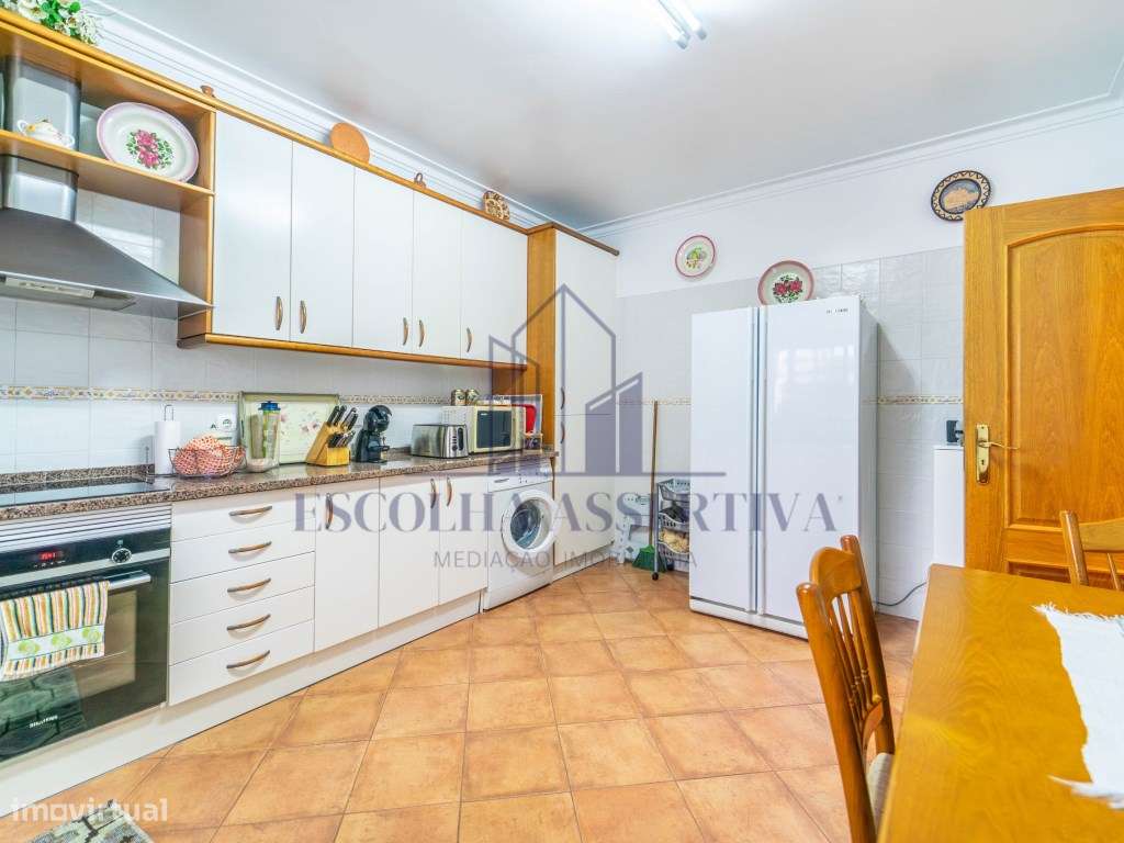 Elegância e Exclusividade na Aroeira - Moradia com Piscina, Jardim ...-7