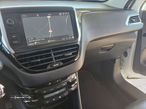 Peugeot 2008 1.6 BlueHDi Style - 37