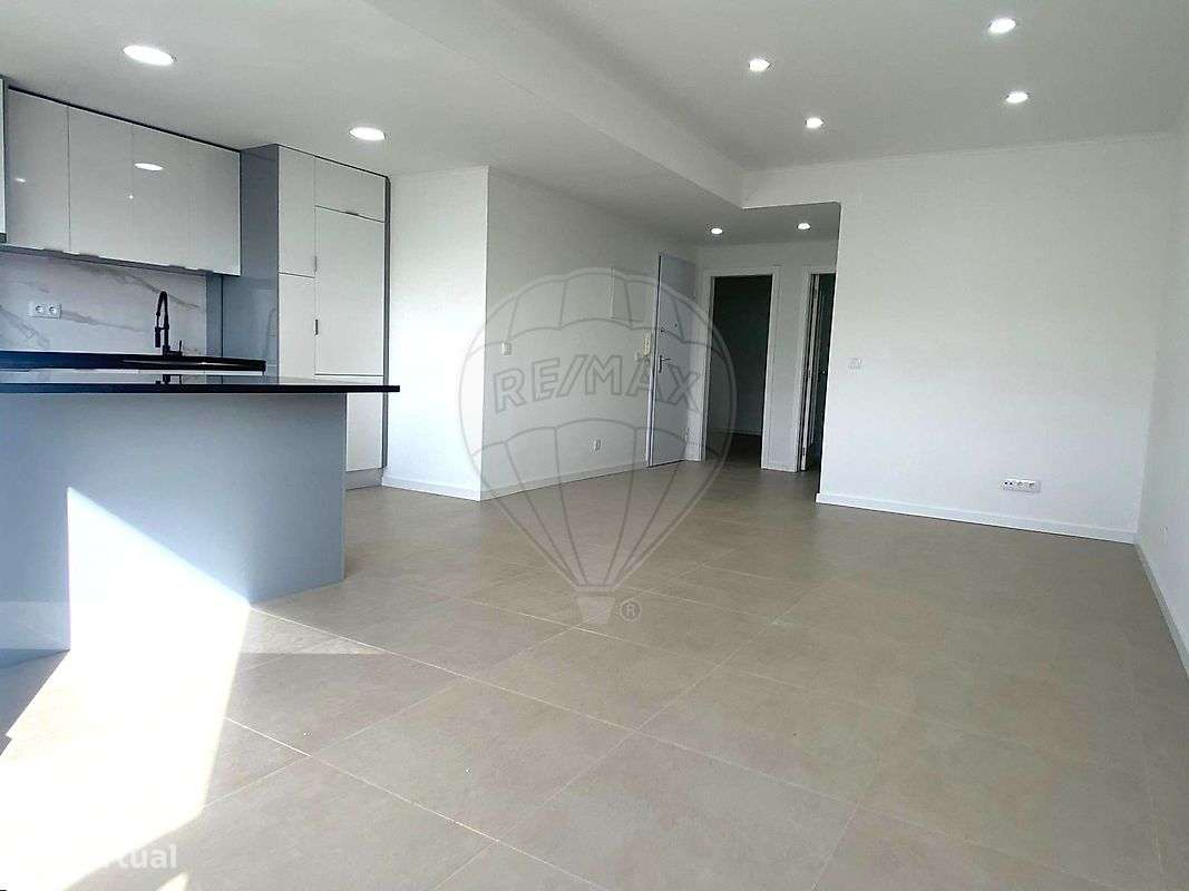 Apartamento T2 para arrendamento - Grande imagem: 5/9