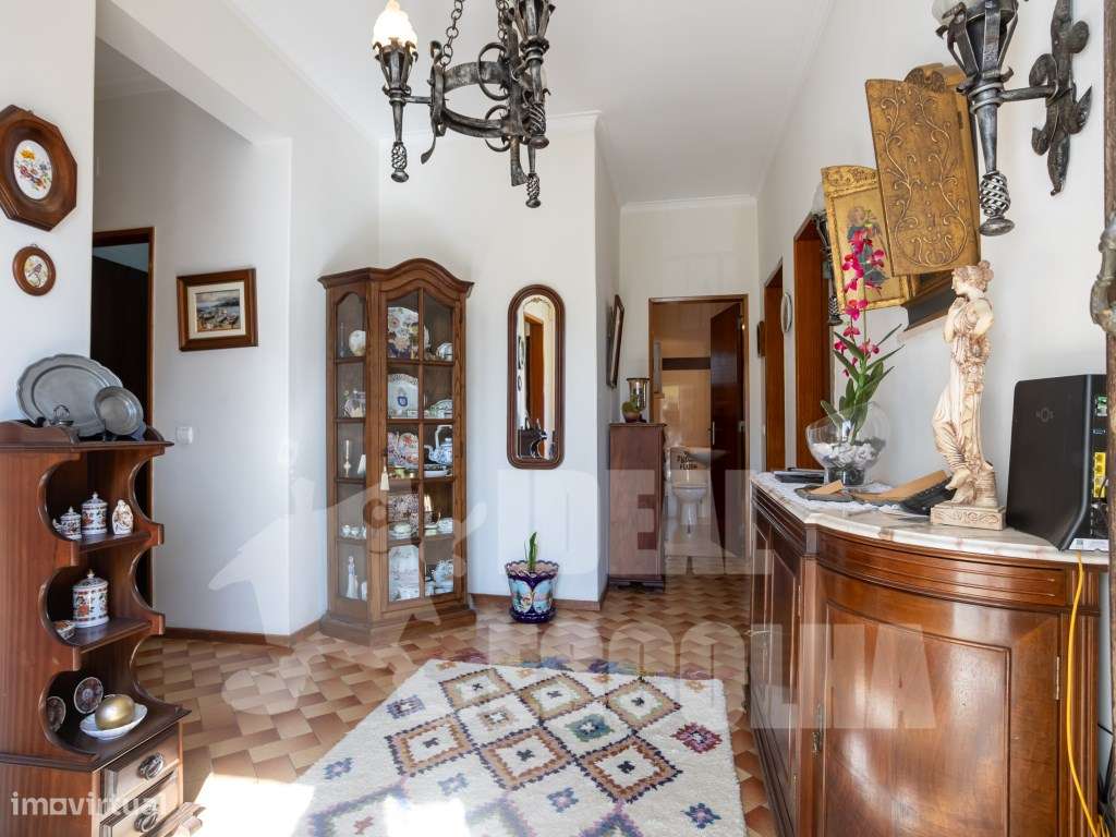 MORADIA CRUZ DE PAU 530 000€-0