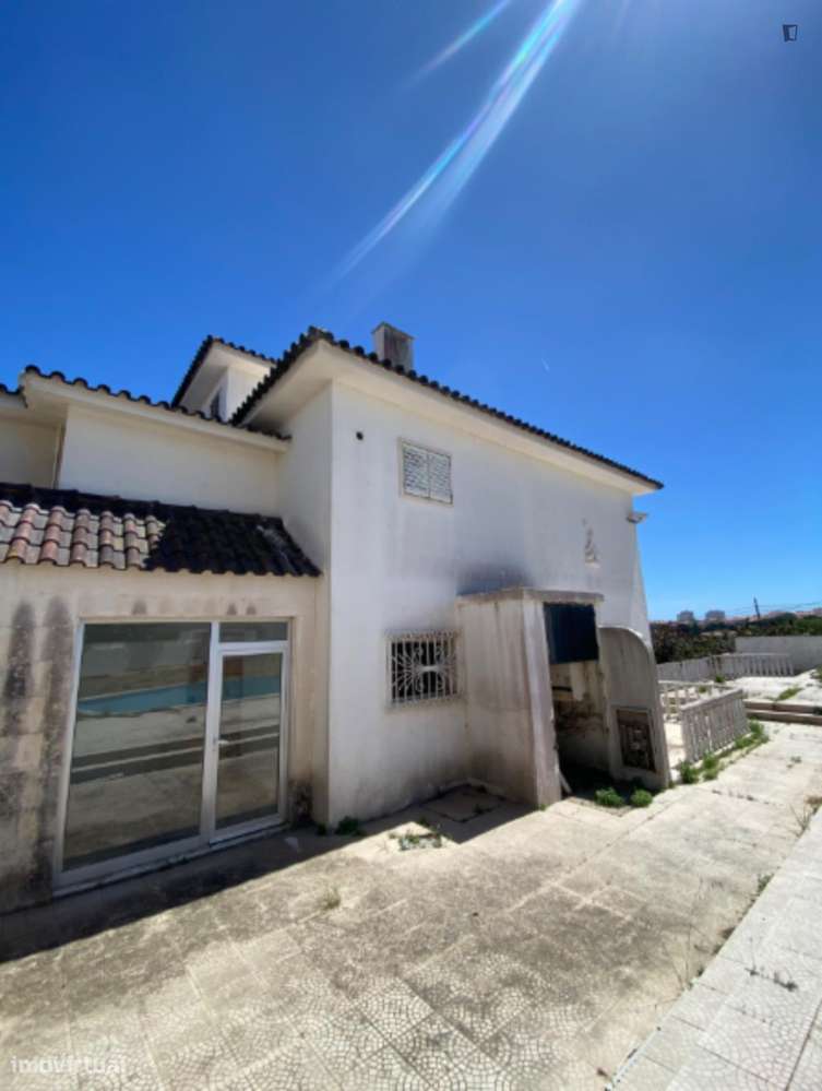 Quarto - localizado em Carcavelos Lisbon - Grande imagem: 4/8