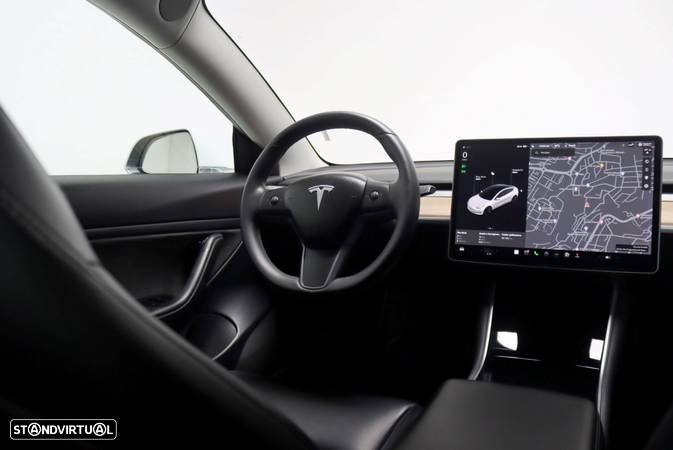 Tesla Model 3 Long-Range Dual Motor AWD - 24