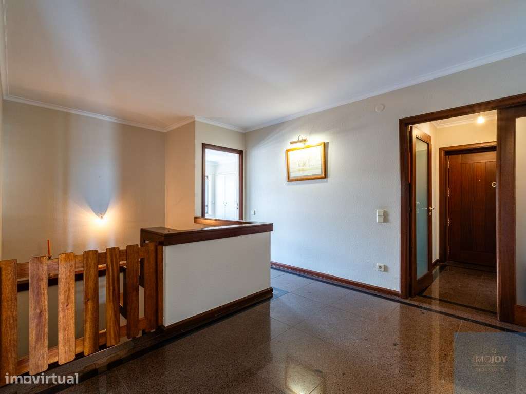 Apartamento T5 Duplex em Matosinhos-20