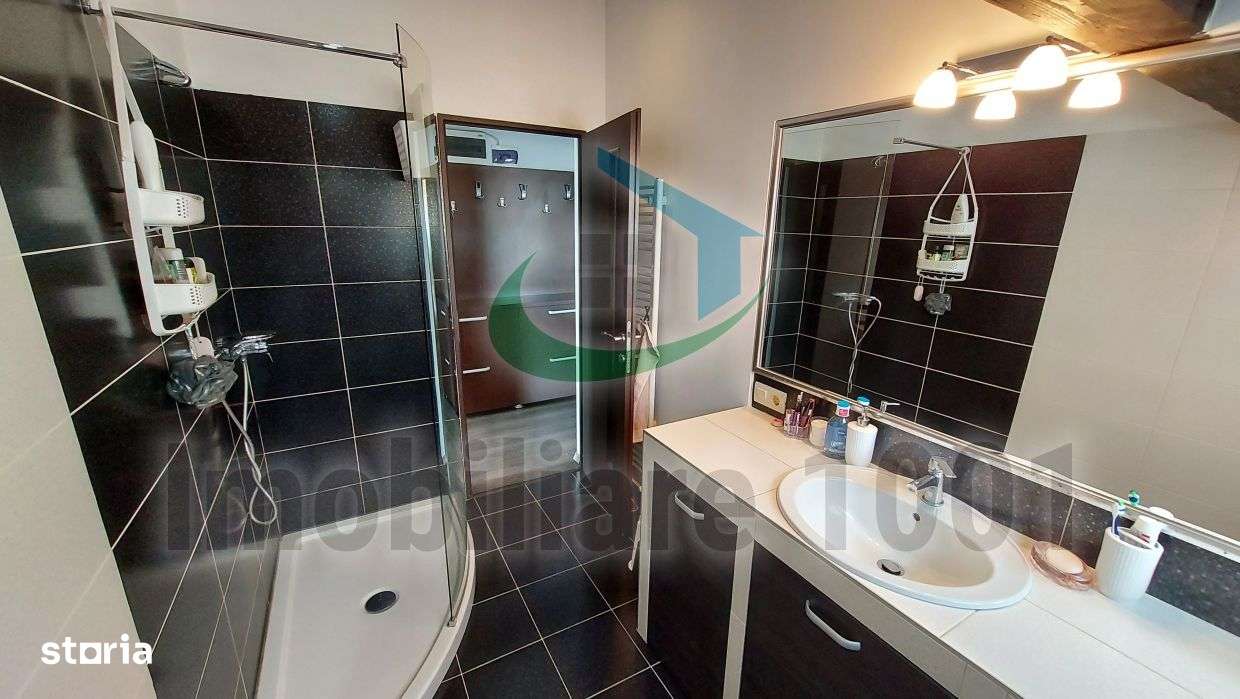 Apartament 3 camere, mansarda, loc parcare, zona Parc Regina Maria-11