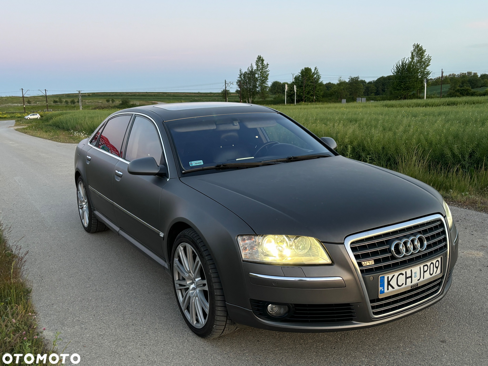 Audi A8 6.0 L Quattro - 5