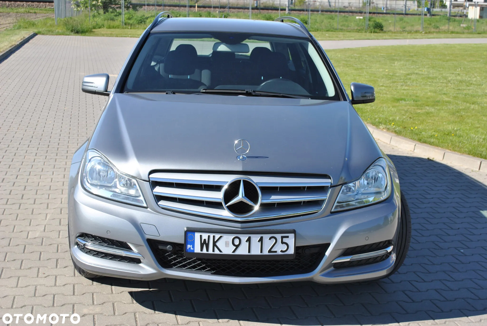 Mercedes-Benz Klasa C 180 T BlueEFFICIENCY Avantgarde - 2