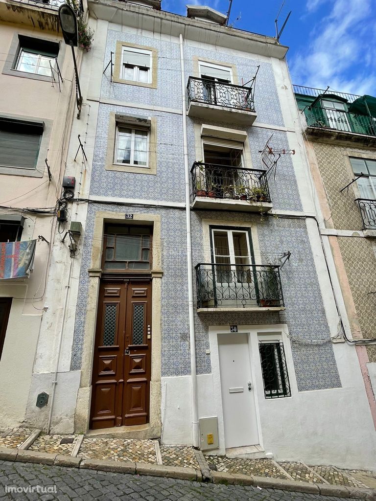 Apartamento T2+1 em São Vicente, Lisboa