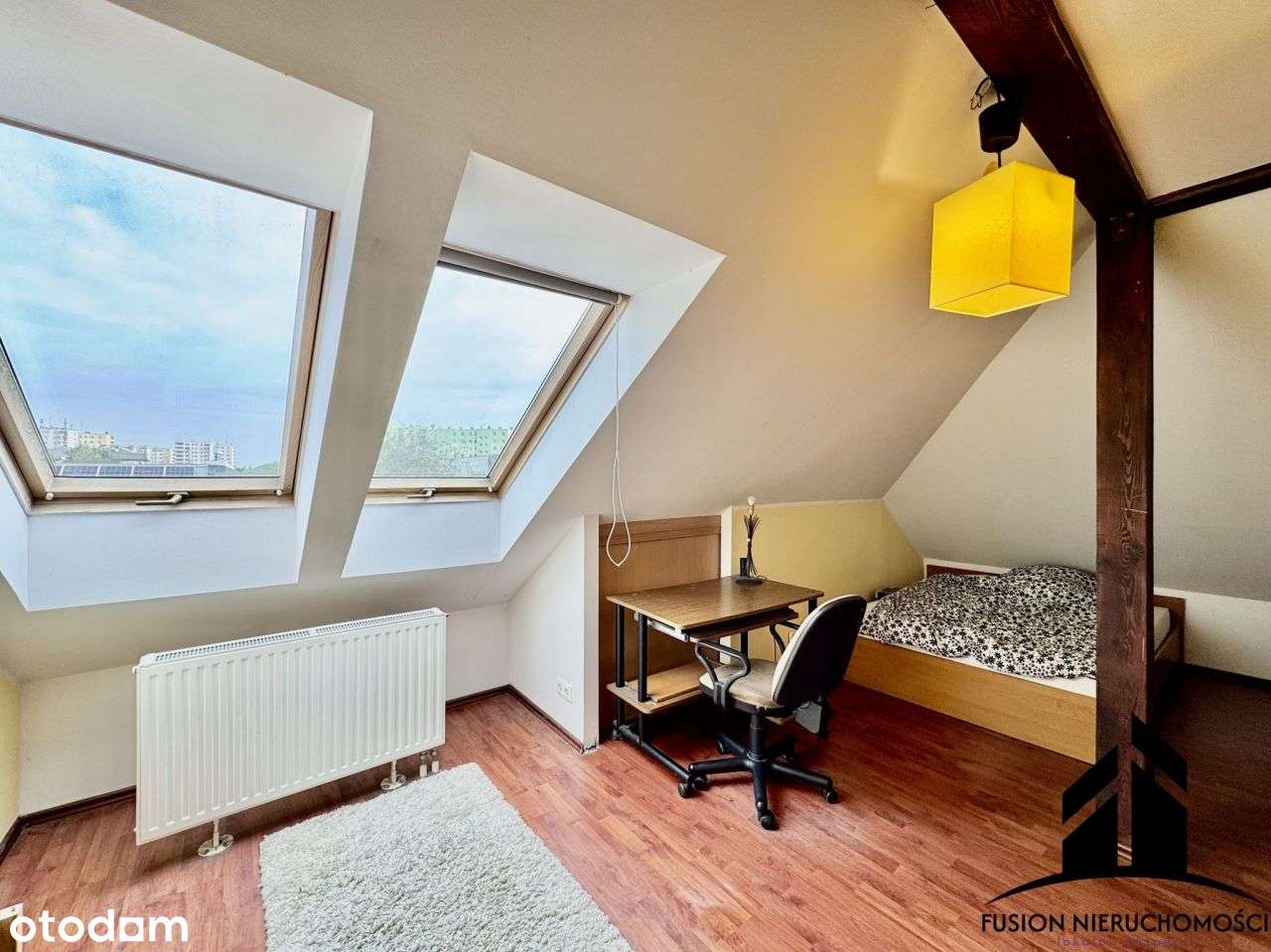 Przestronne mieszkanie dwupoziomowe | 93 m² | Rzes-9