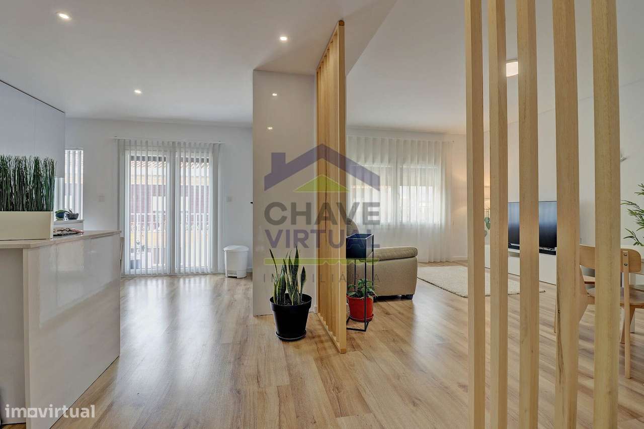 Excelente Apartamento T3 com Garagem - Centro Bombarral-3
