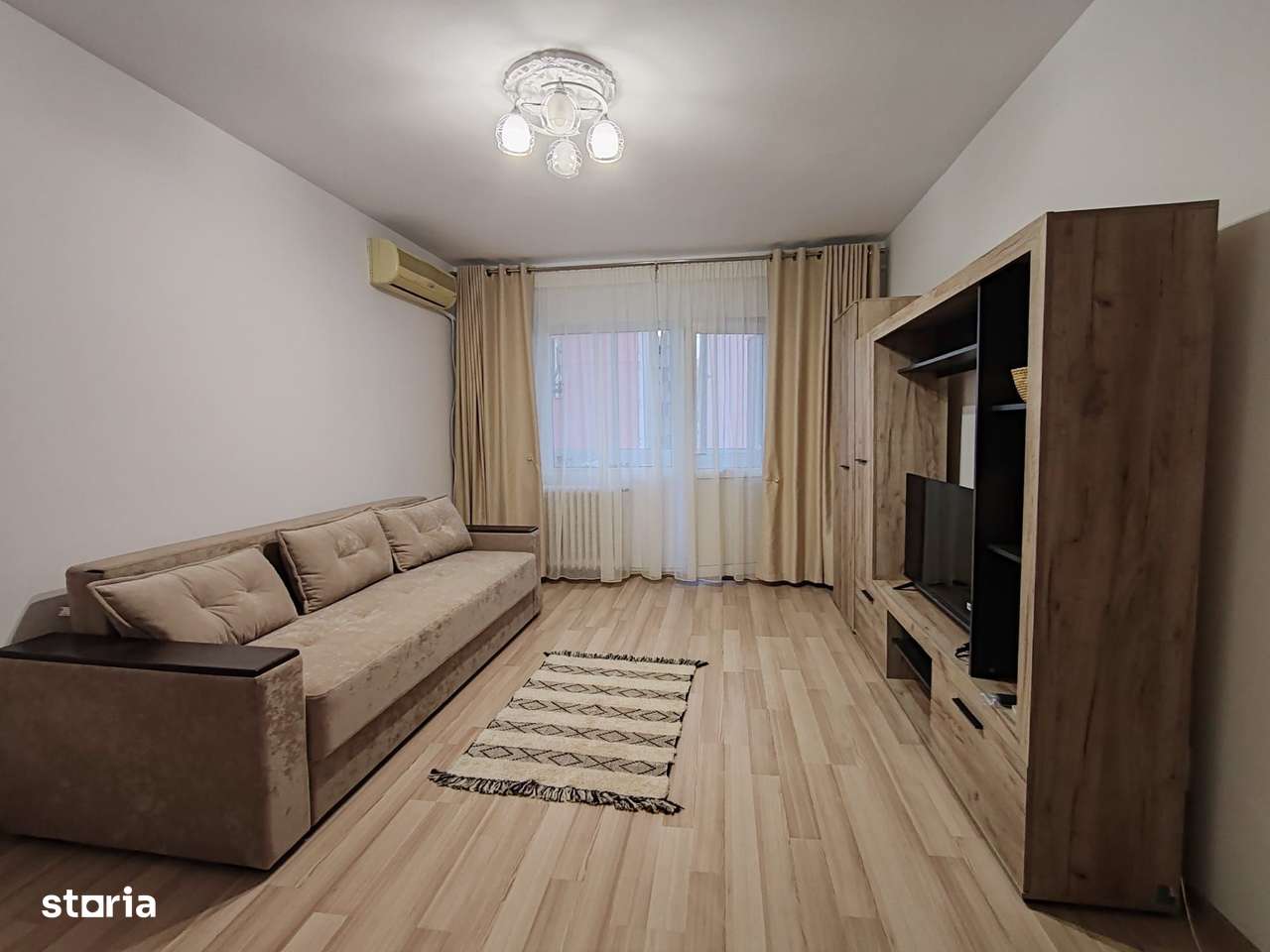 Ap. 2 camere, DEC. 52mp, 104.900euro cu loc de parcare inclus-Podu Ros-0