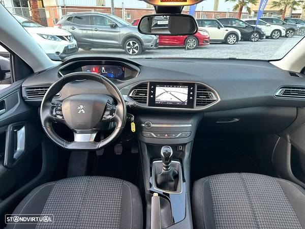 Peugeot 308 SW BlueHDi 130 Stop & Start Allure Pack - 19