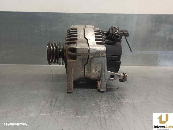 ALTERNADOR VOLKSWAGEN GOLF IV 1998 -037903025B - 2