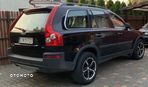 Volvo XC 90 - 1