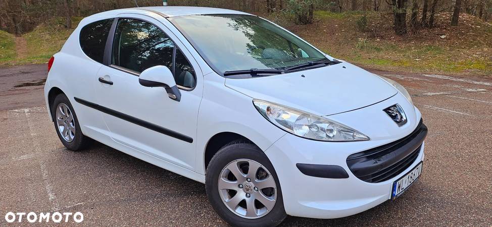 Peugeot 207 - 2