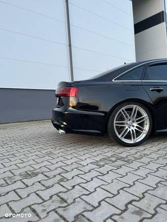 Audi A6 - 8