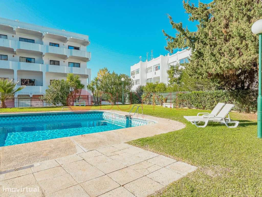 Apartamento T1 com Piscina e Vista Jardim em Vilamoura-19