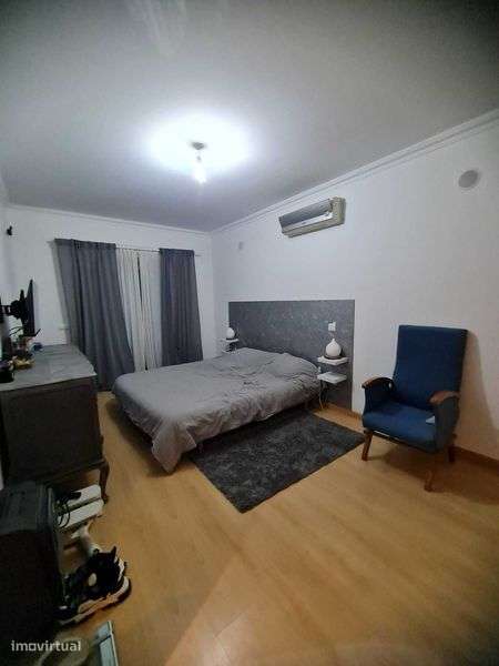 Apartamento T3 c/Garagem e Sótão - Grande imagem: 5/12