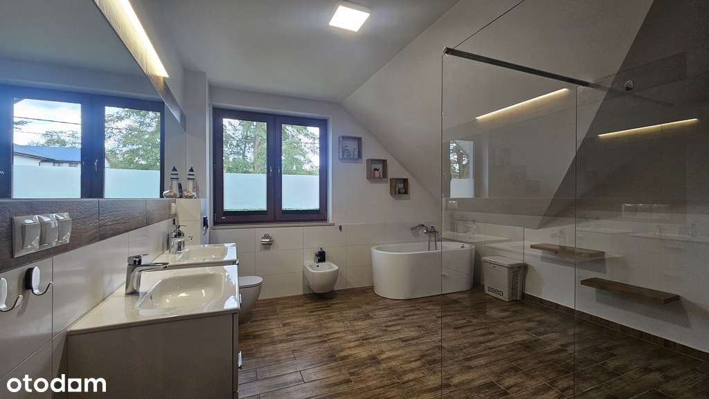 Nowoczesny dom z 2023 roku – wysoki standard-19